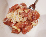 簡単！鶏肉としめじの炊き込みご飯！作り方1写真
