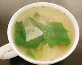 昆布だし粉末で、小松菜と大根のスープ作り方4写真