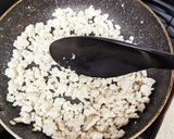 フライパン1つ☆彩り綺麗な鶏そぼろ丼作り方5写真