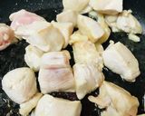 鶏むね肉のササッと梅肉炒め作り方2写真