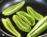 丸ごと☆麻婆ピーマン作り方1写真