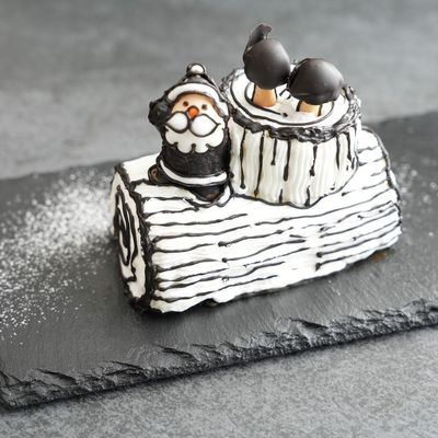 2 Dクリスマス。モノクロブッシュドノエル by sweeterm 【クックパッド