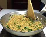 【ちょっとひと手間】至福のペペロンチーノ作り方26写真