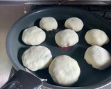 身近な食品で　カブの葉と豚ひき肉のおやき作り方8写真