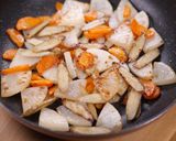 焼いた野菜のだしが旨い☆炊き出し豚汁☆作り方3写真