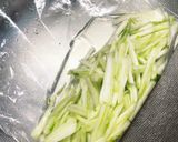 白菜の芯と鶏のささみのサラダ作り方2写真