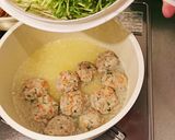 豆苗と鶏団子煮作り方4写真