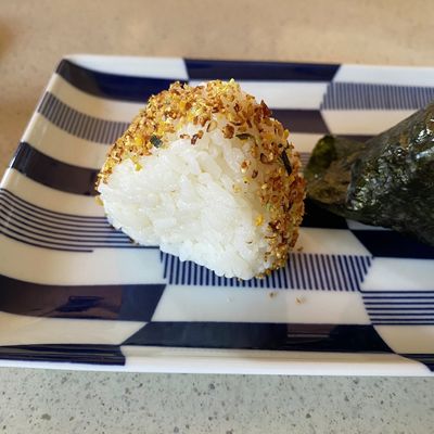 手にぎり！基本の塩おにぎり by えりみん Erimin 【クックパッド