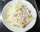 100円未満！ニラともやしの簡単ナムル作り方1写真