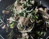 豚肉ニラもやしきくらげの塩ダレ炒め作り方5写真