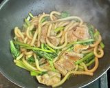 小松菜で焼きうどん・焼き肉のタレで作り方5写真