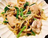 豚肉、ほうれん草、しめじ、もやしの炒め物作り方7写真