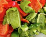鶏ささみと野菜のこっくり味噌炒め作り方1写真