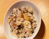梅とひじきとお揚げさんの炊き込みご飯作り方4写真
