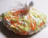 塩揉み白菜とトロトロめかぶの和え物作り方1写真