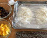 からしマヨ昆布とたまごの大きなおにぎり作り方2写真