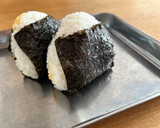 からしマヨ昆布とたまごの大きなおにぎり作り方7写真