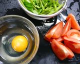 簡単！空心菜とトマトの中華炒め作り方1写真