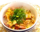 親子丼風で美味しい！ウィンナー丼作り方4写真