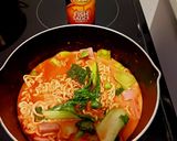 牛乳と野菜ジュースで作る辛ラーメン作り方10写真