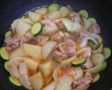 鶏肉とじゃがいも☆ピリ辛韓国風煮物作り方4写真