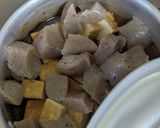 鶏むね肉と厚揚げこんにゃくの味噌煮作り方5写真