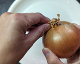 発想の転換♡玉ねぎの皮を簡単にむく方法作り方1写真