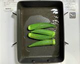 オクラとツナマヨとチーズのクレープ乗せ作り方3写真