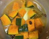 かぼちゃとレーズンのコンソメ煮♪作り方3写真