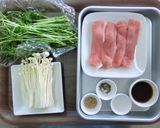 【主菜・副菜】豚肉巻きのレンジ蒸し作り方1写真