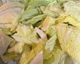 大量消費！豚バラ白菜ガリバタポン酢炒め作り方1写真
