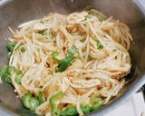 楽々簡単！油揚げと野菜の焼肉のタレ炒め作り方5写真