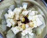 混ぜるだけ！大根とニラの旨辛カクテキ風作り方4写真