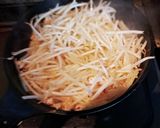 簡単、節約、もやしとひき肉と玉子の炒め物作り方4写真