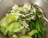 豚コマと野菜のオリーブオイル塩炒め作り方4写真