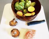 芽キャベツとさつまいもの味噌汁作り方1写真