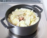 簡単【ザワークラウトとベーコンの煮込み】作り方4写真