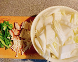 生姜とにんにく香る〜白菜のくたくた炒め煮作り方1写真