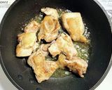 鶏もも肉とトマトと玉ネギの無水カレー作り方3写真