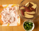 豚肉とさつまいものはちみつしょうが焼き作り方1写真