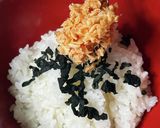 あったかご飯に混ぜるだけ！鮭わかめご飯作り方2写真