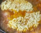 辛ラーメン、トマトでまろやかでおいしく作り方6写真