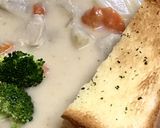 食日記/クリームシチュー丼作り方1写真