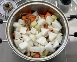 凍り豆腐の具だくさん豚汁【松山高校】作り方3写真