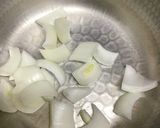 今朝の味噌汁/カボチャと玉ねぎ作り方3写真