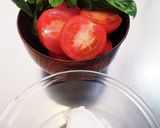 トマトとクリームチーズの味噌汁作り方1写真
