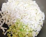☆大根の皮と葉の味噌炒め作り方2写真