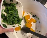 カボチャとほうれん草のパンがゆ作り方8写真