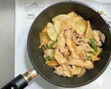 豚バラ肉と大根とインゲンのキムチ炒め作り方4写真