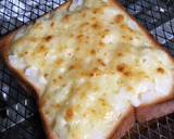 焼きマヨチーズのタマネギトースト作り方5写真
